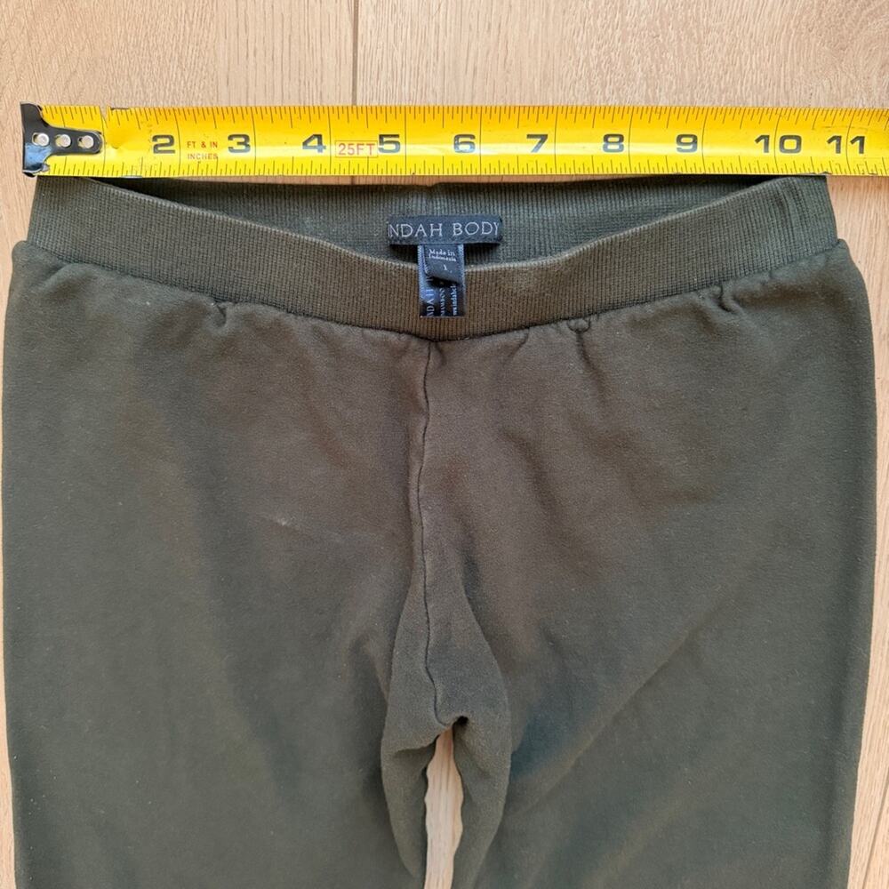 Indah dark green mid rise stretch Flare lounge Pants size small - Picture 5 of 13